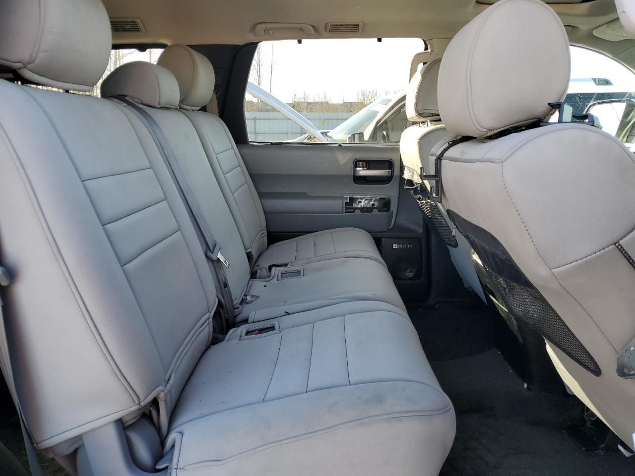 2012 Toyota Sequoia - Image 11