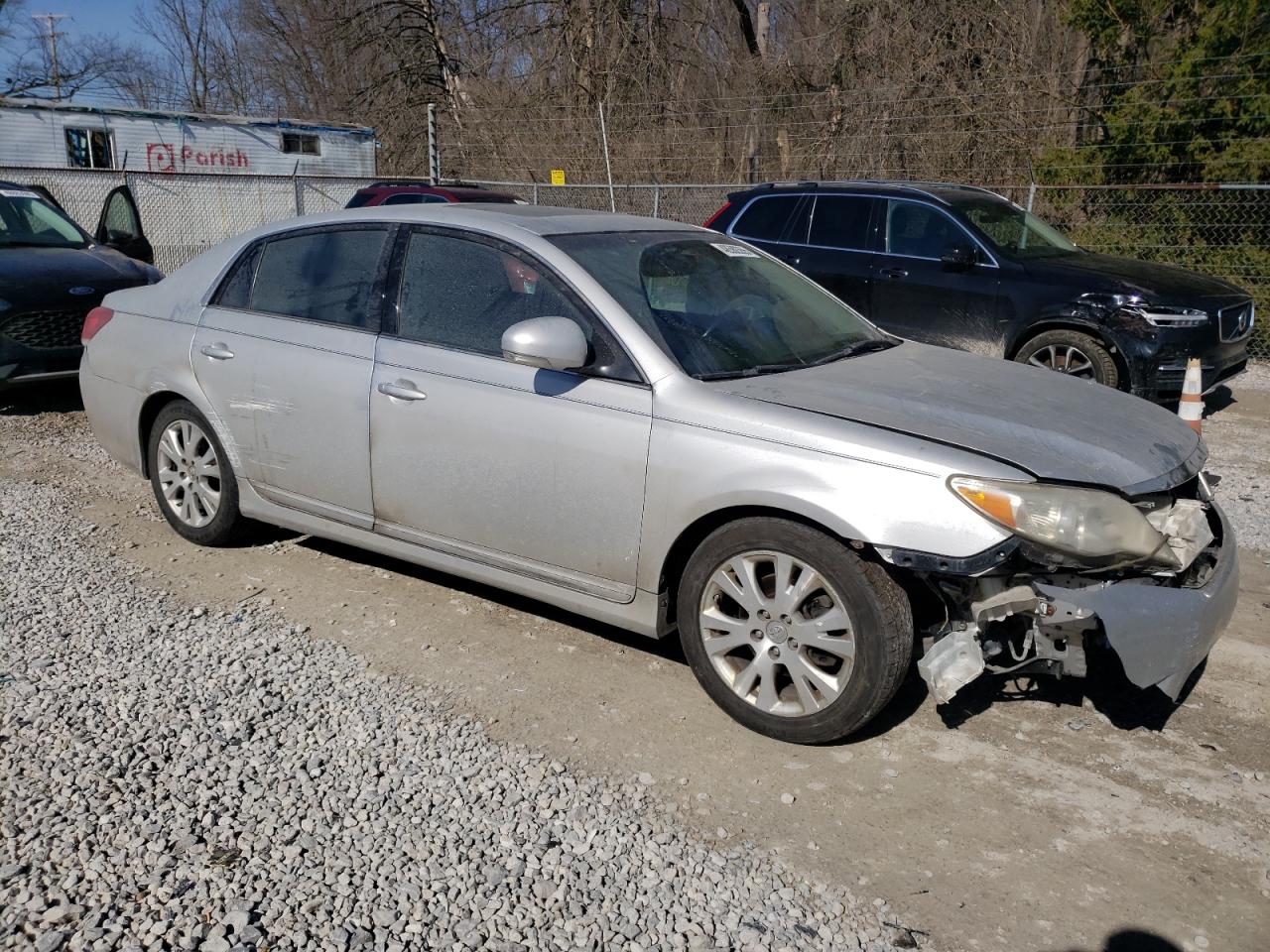 2011 Toyota Avalon - Image 4