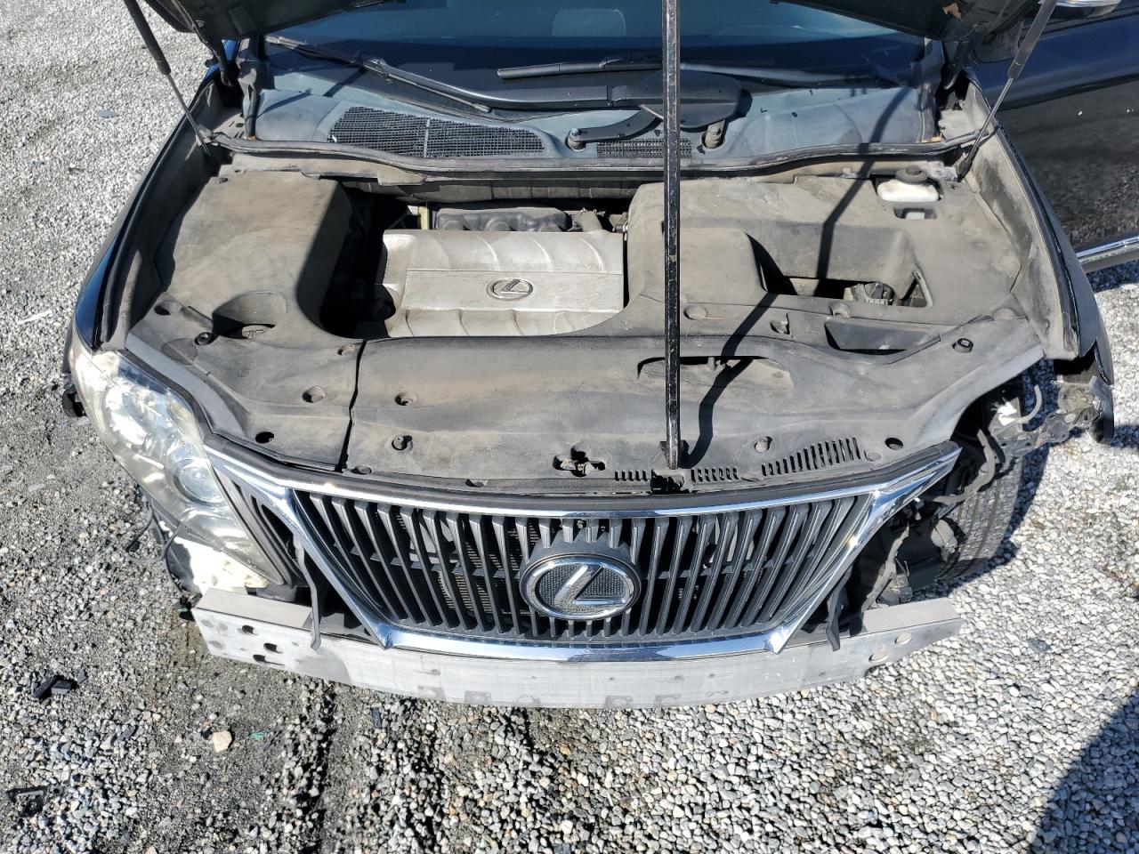 2011 Lexus RX - Image 13