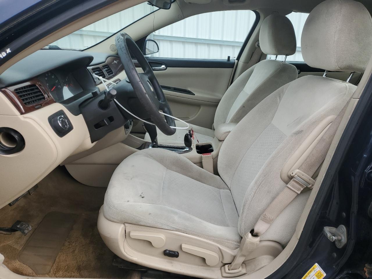 2011 Chevrolet Impala - Image 7