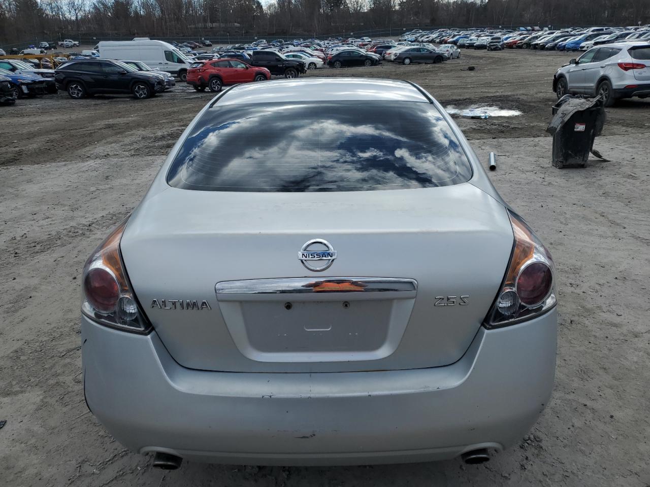 2009 Nissan Altima - Image 6