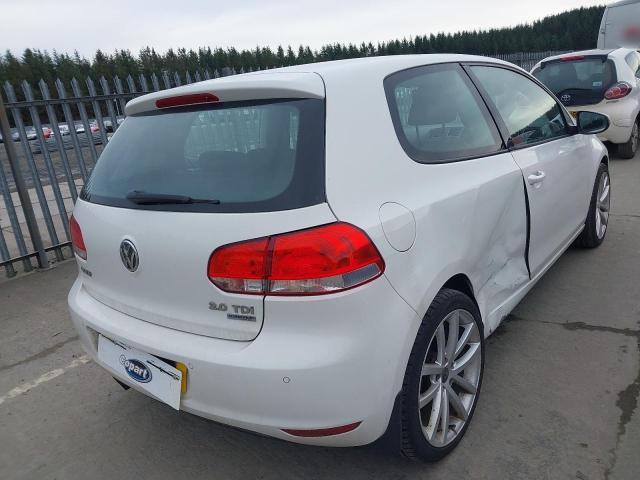 2011 VOLKSWAGEN GOLF MATCH