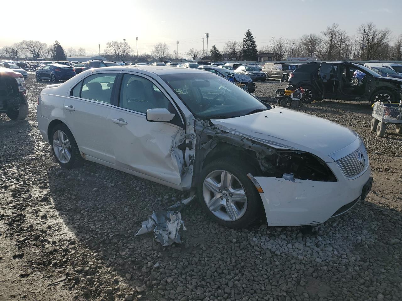 2010 Mercury Milan - Image 4