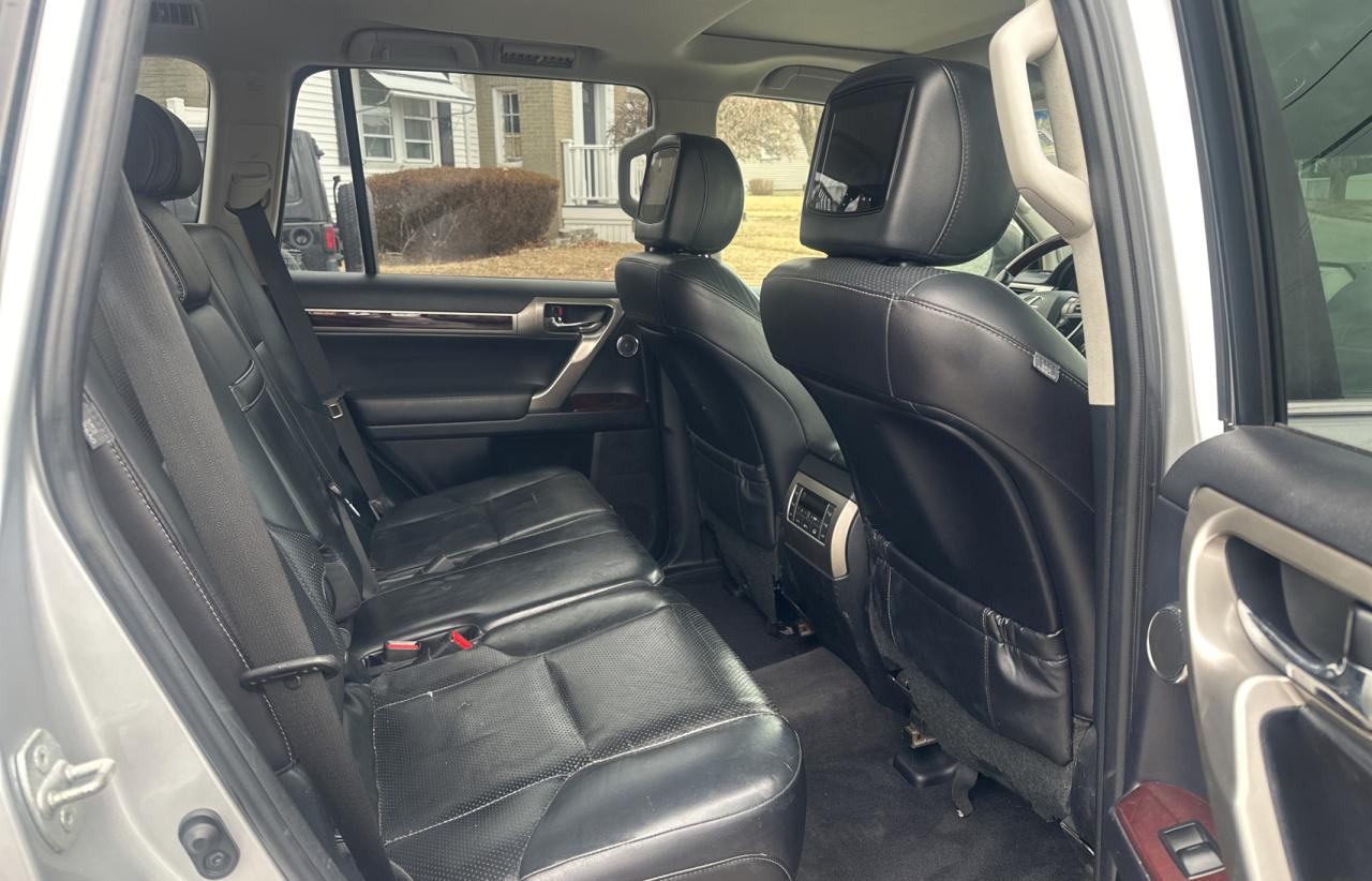 2015 Lexus GX - Image 6