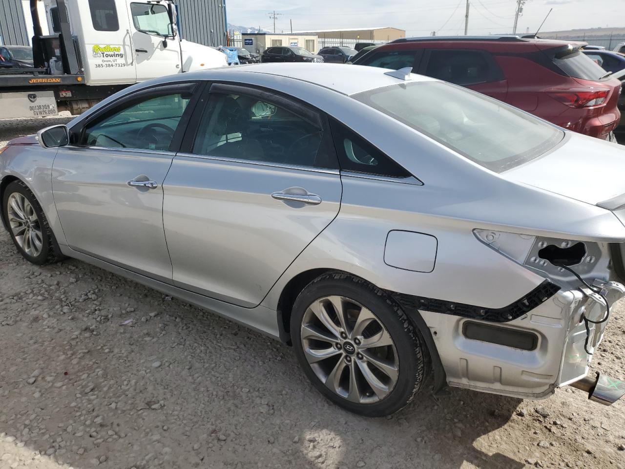 2013 Hyundai Sonata - Image 2