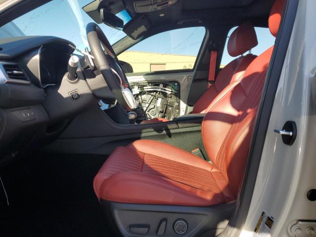  GENESIS G70 BASE 2024 Srebrny