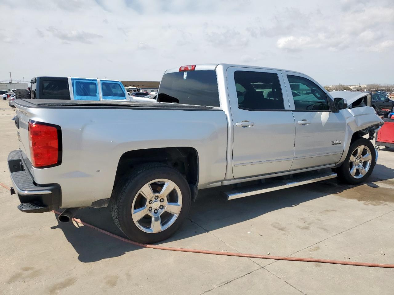 2015 Chevrolet Silverado - Image 3