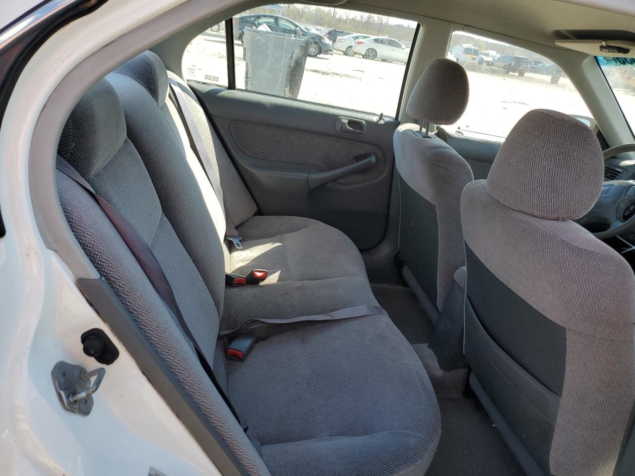1998 Honda Civic Lx VIN: 1HGEJ6674WL051570 Lot: 50953635