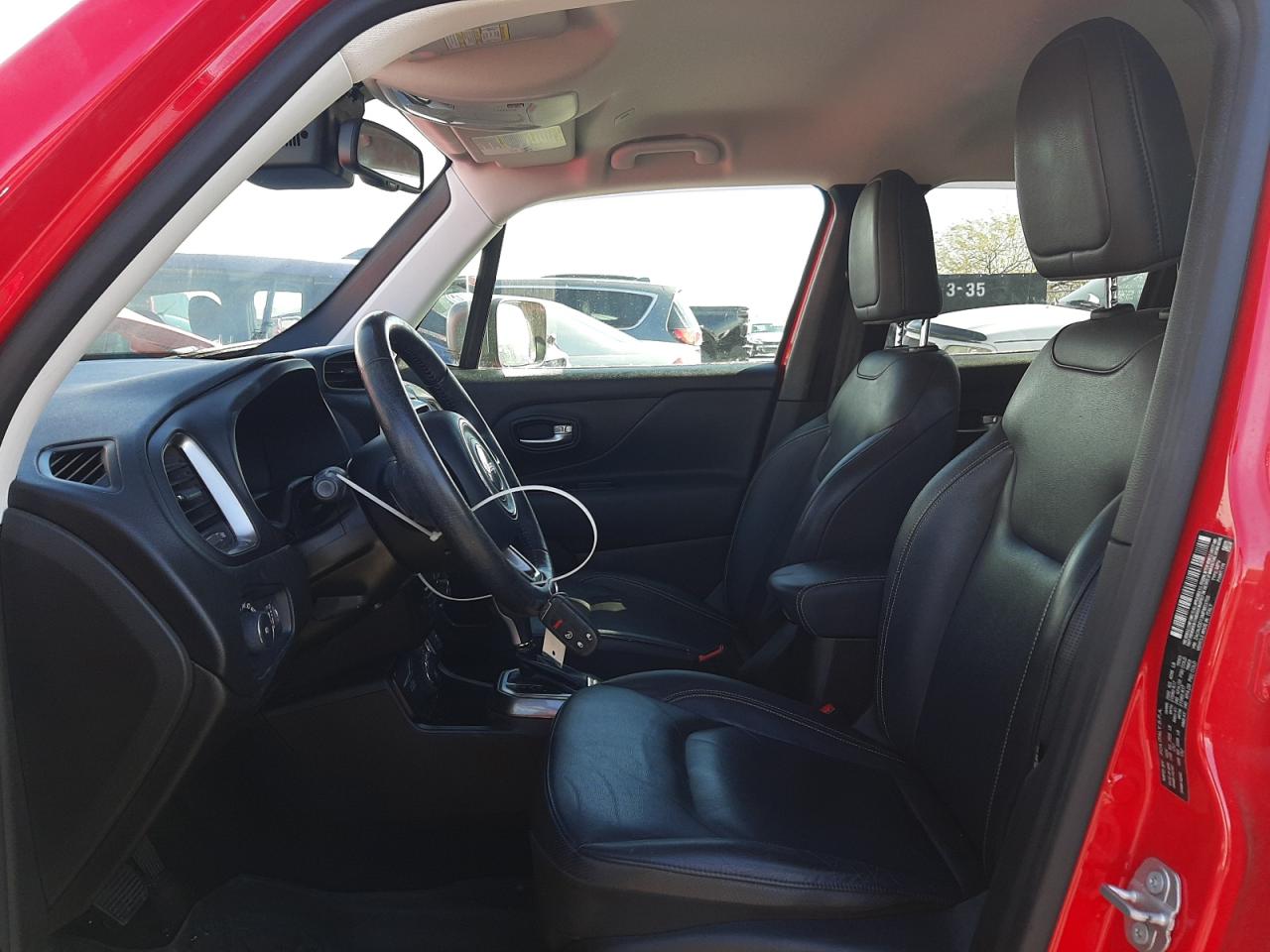 2021 Jeep Renegade - Image 7