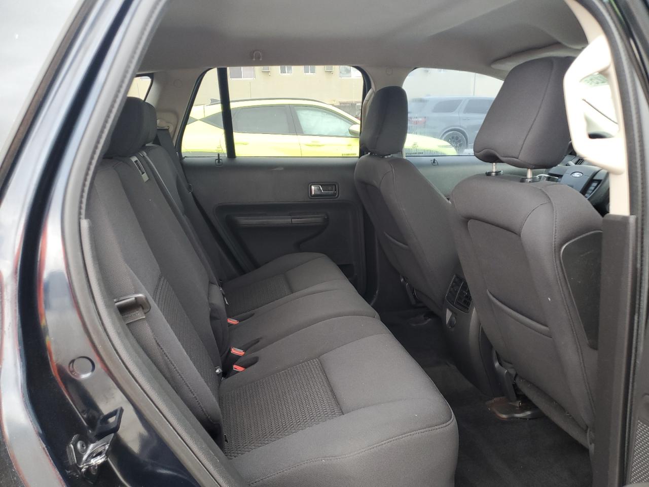 2010 Ford Edge - Image 11