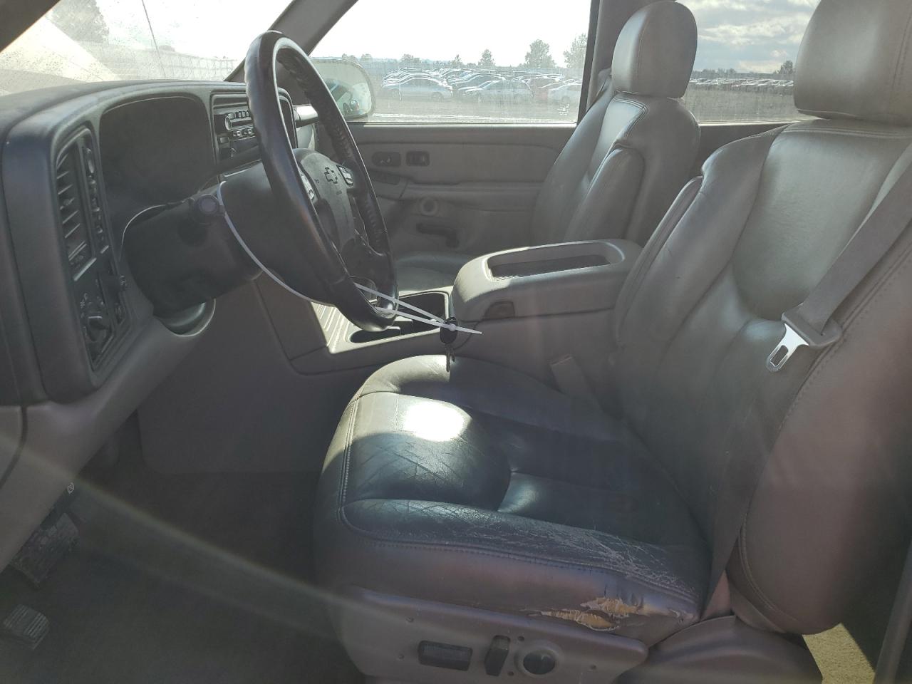 2006 Chevrolet Tahoe - Image 7