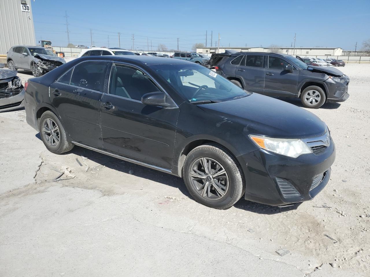 2014 Toyota Camry - Image 4