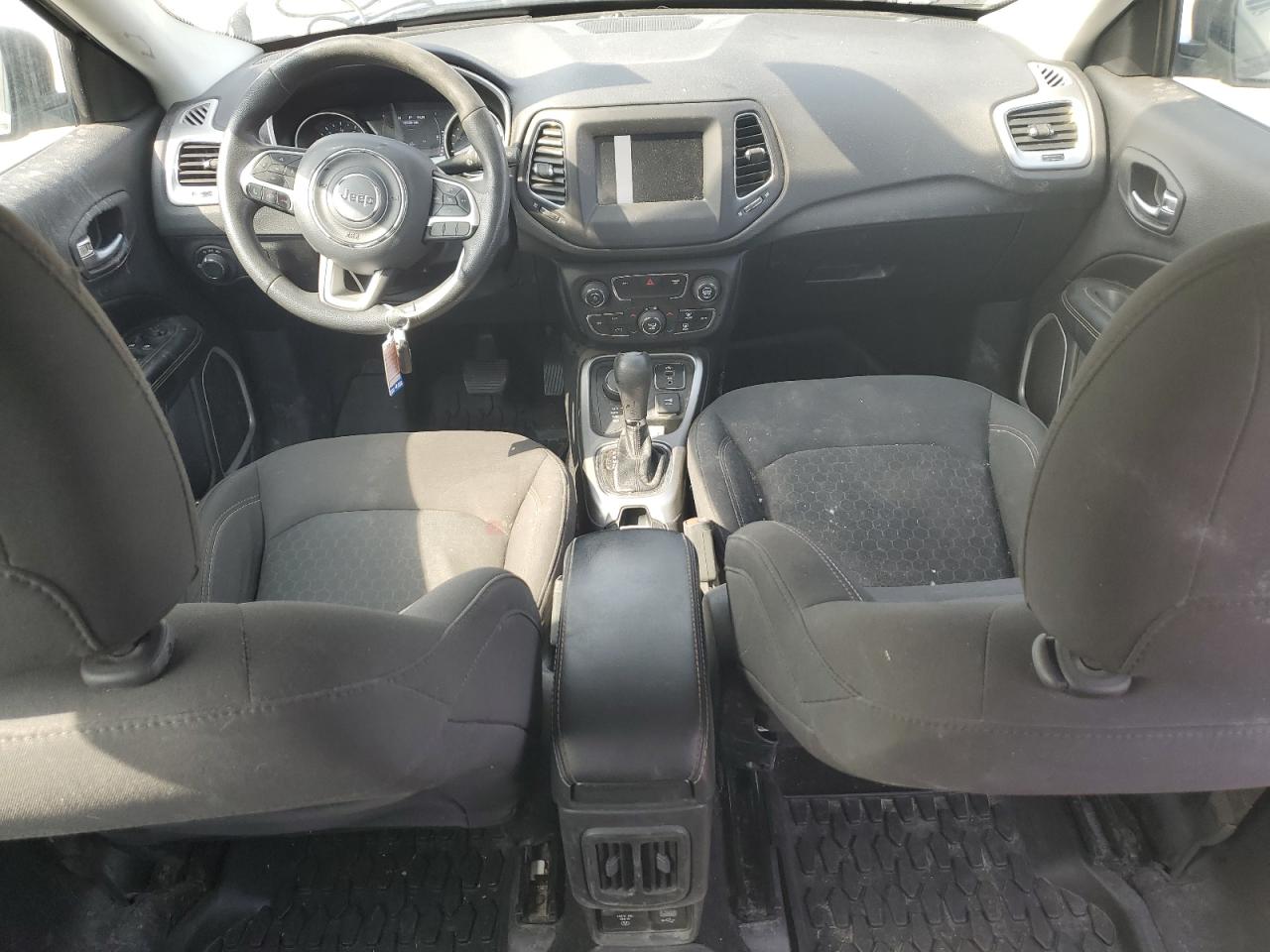 2019 Jeep Compass - Image 8