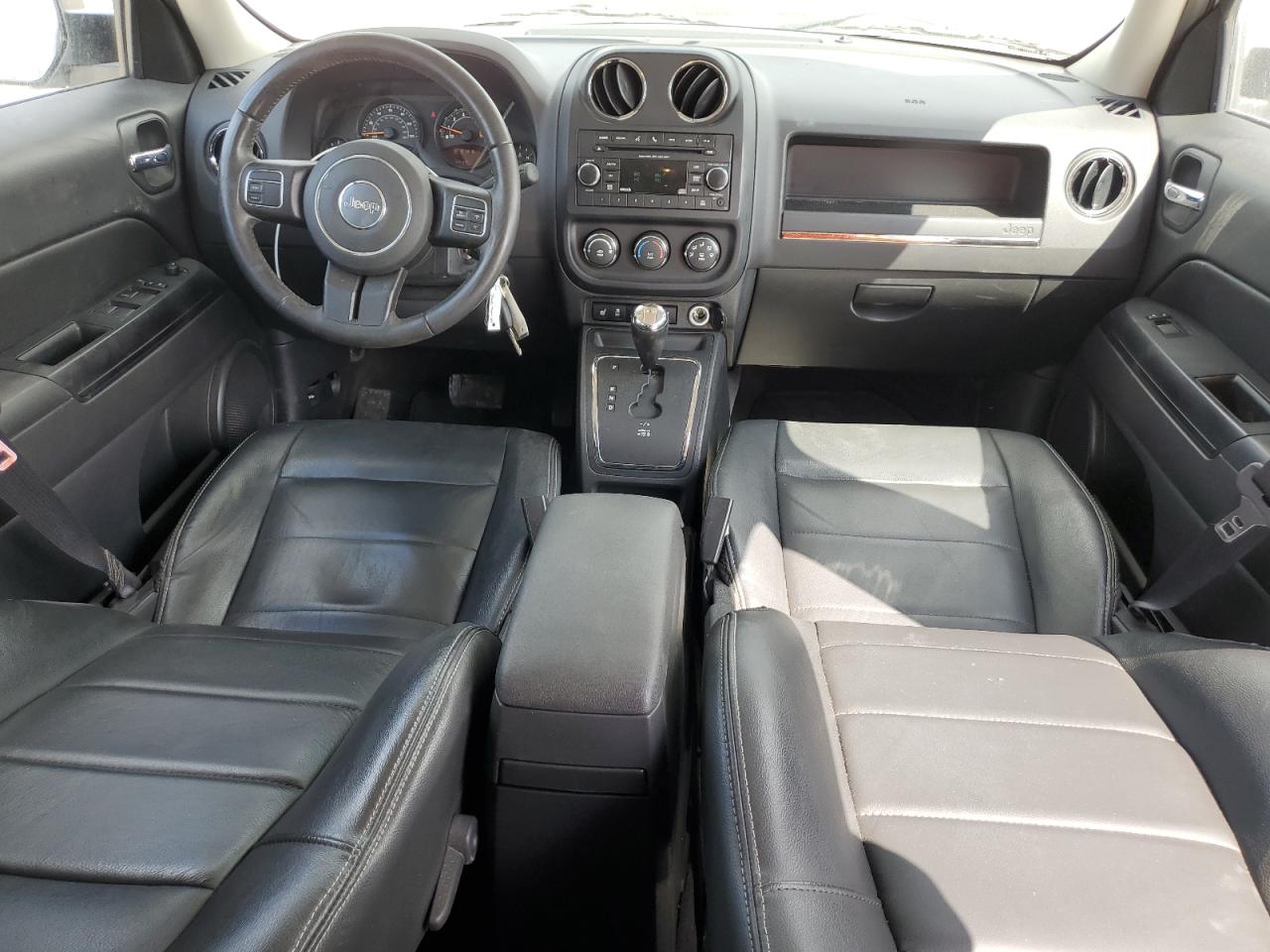 2017 Jeep Liberty (Patriot) - Image 8