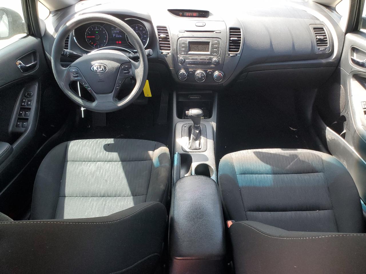 2016 Kia Forte - Image 8