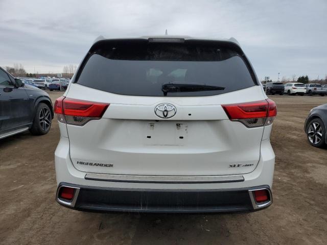 2018 TOYOTA HIGHLANDER SE