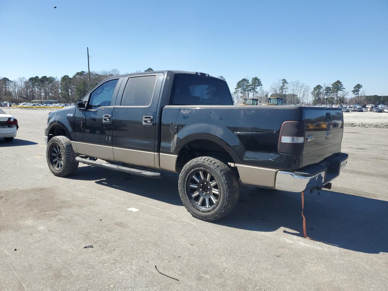 2006 Ford F-150 - Image 2