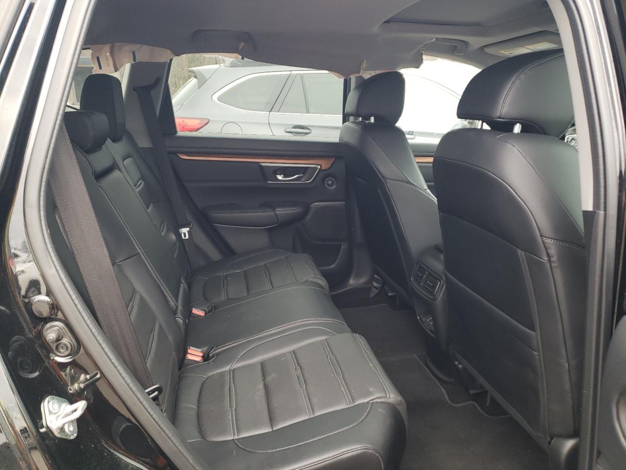 2017 Honda CR-V - Image 11