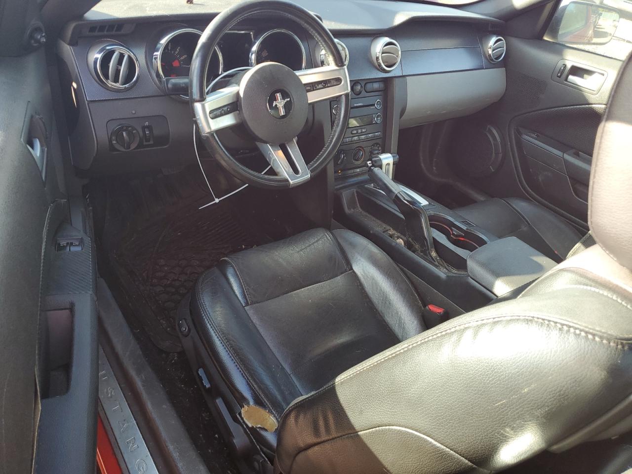 2008 Ford Mustang - Image 8