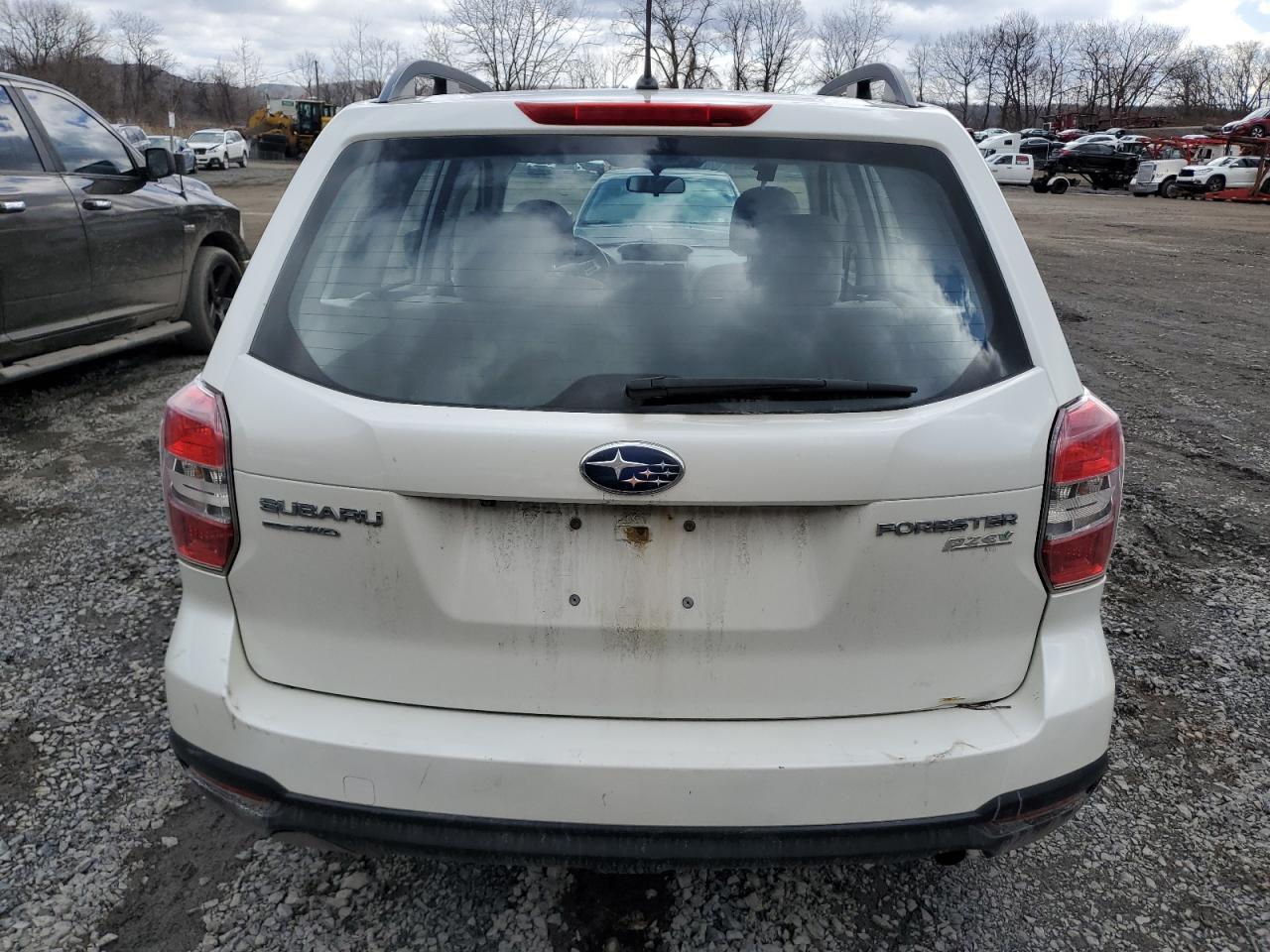 2015 Subaru Forester - Image 6