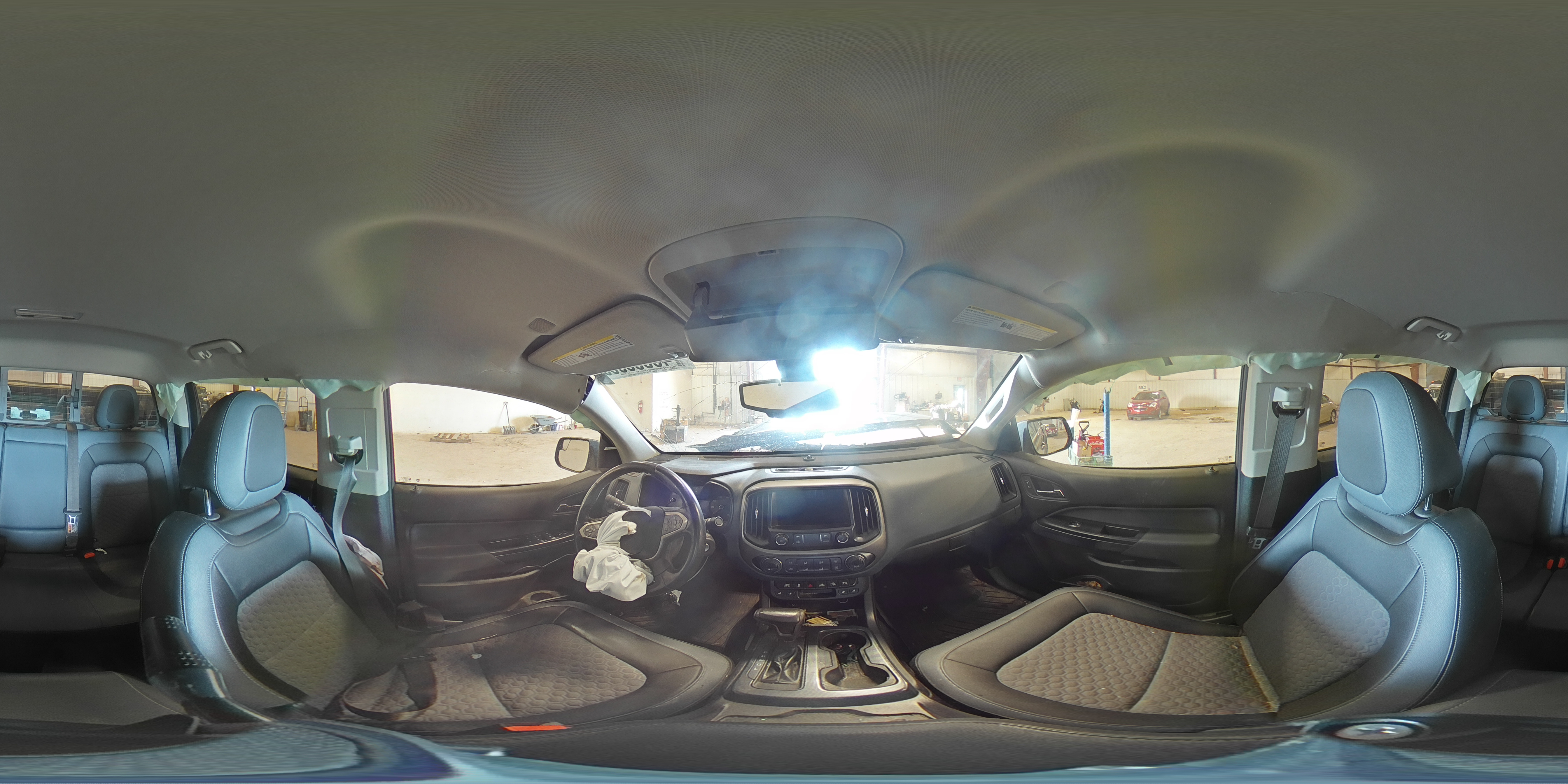 2020 Chevrolet Colorado - Image 12