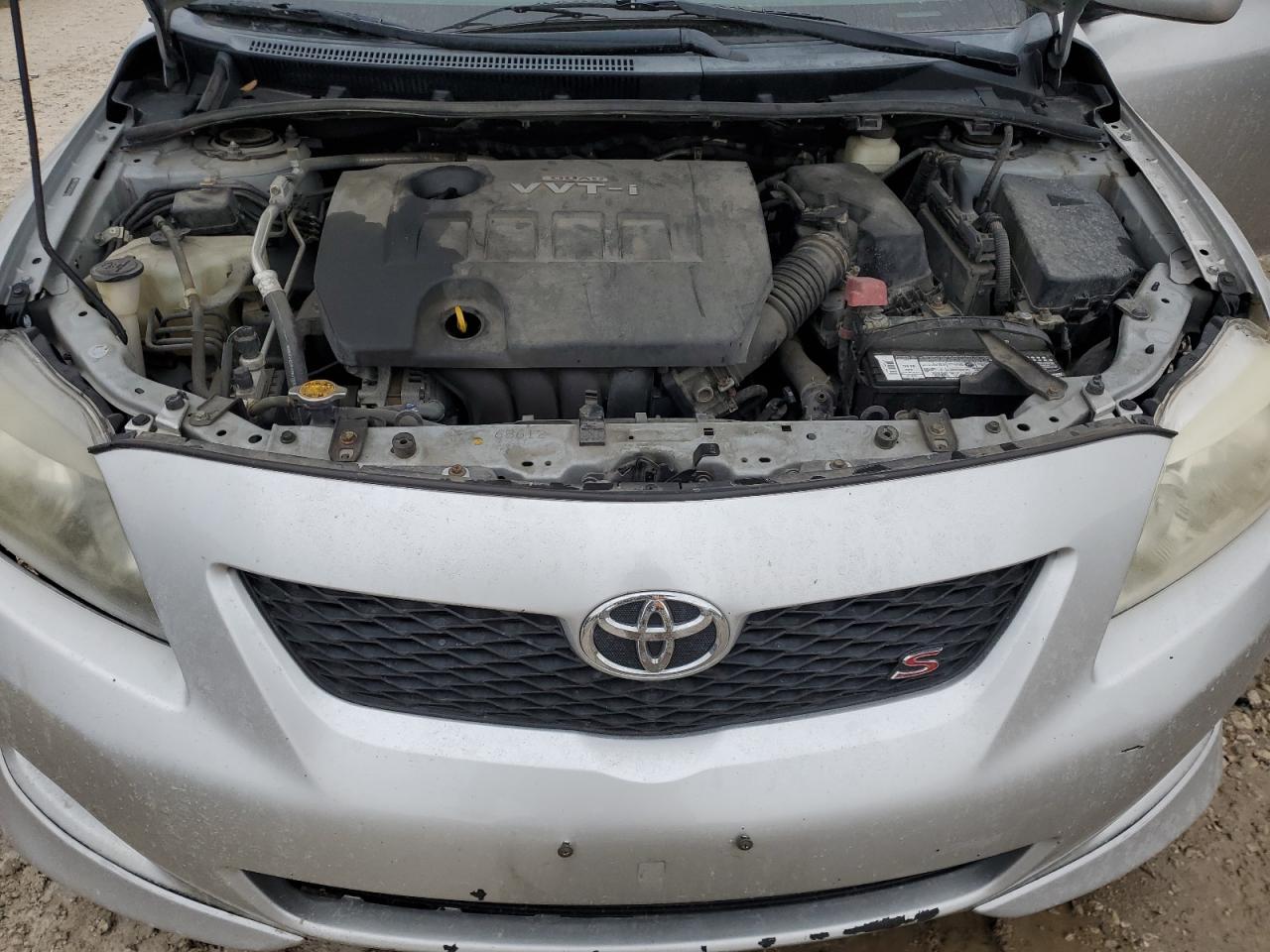 2010 Toyota Corolla - Image 11