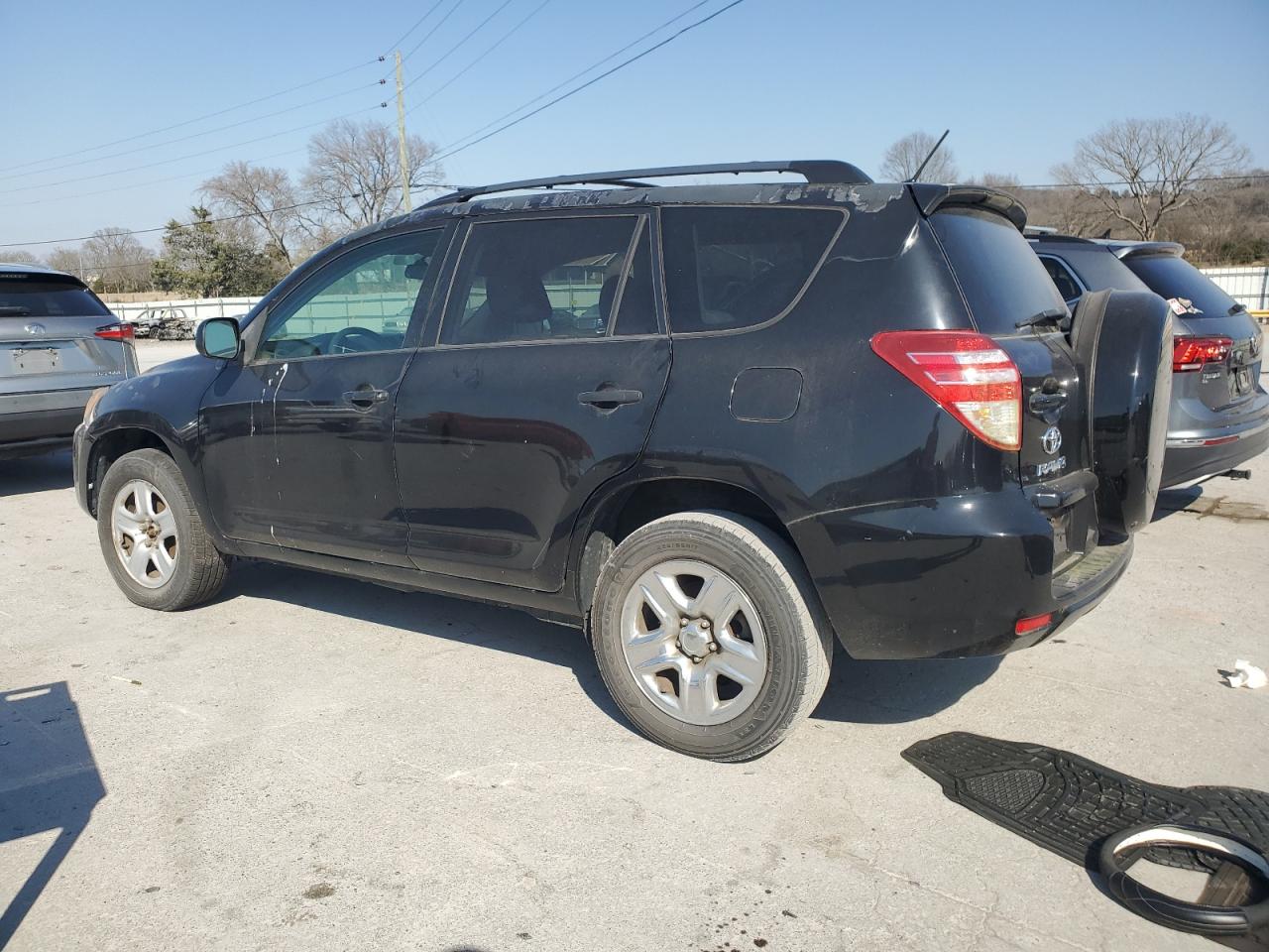 2011 Toyota RAV 4 - Image 2