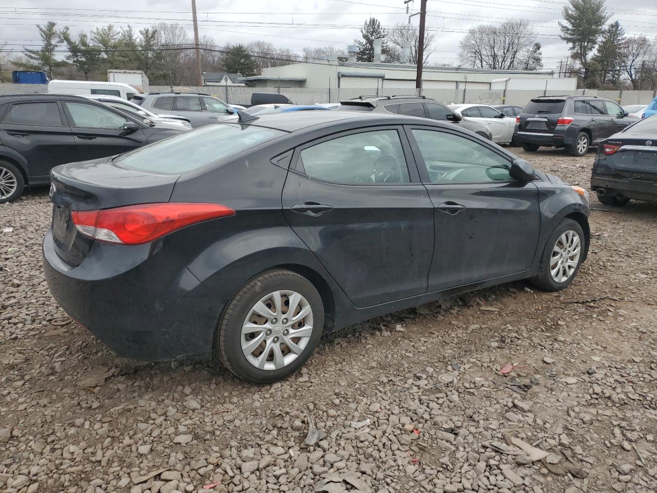 2012 Hyundai Elantra - Image 3