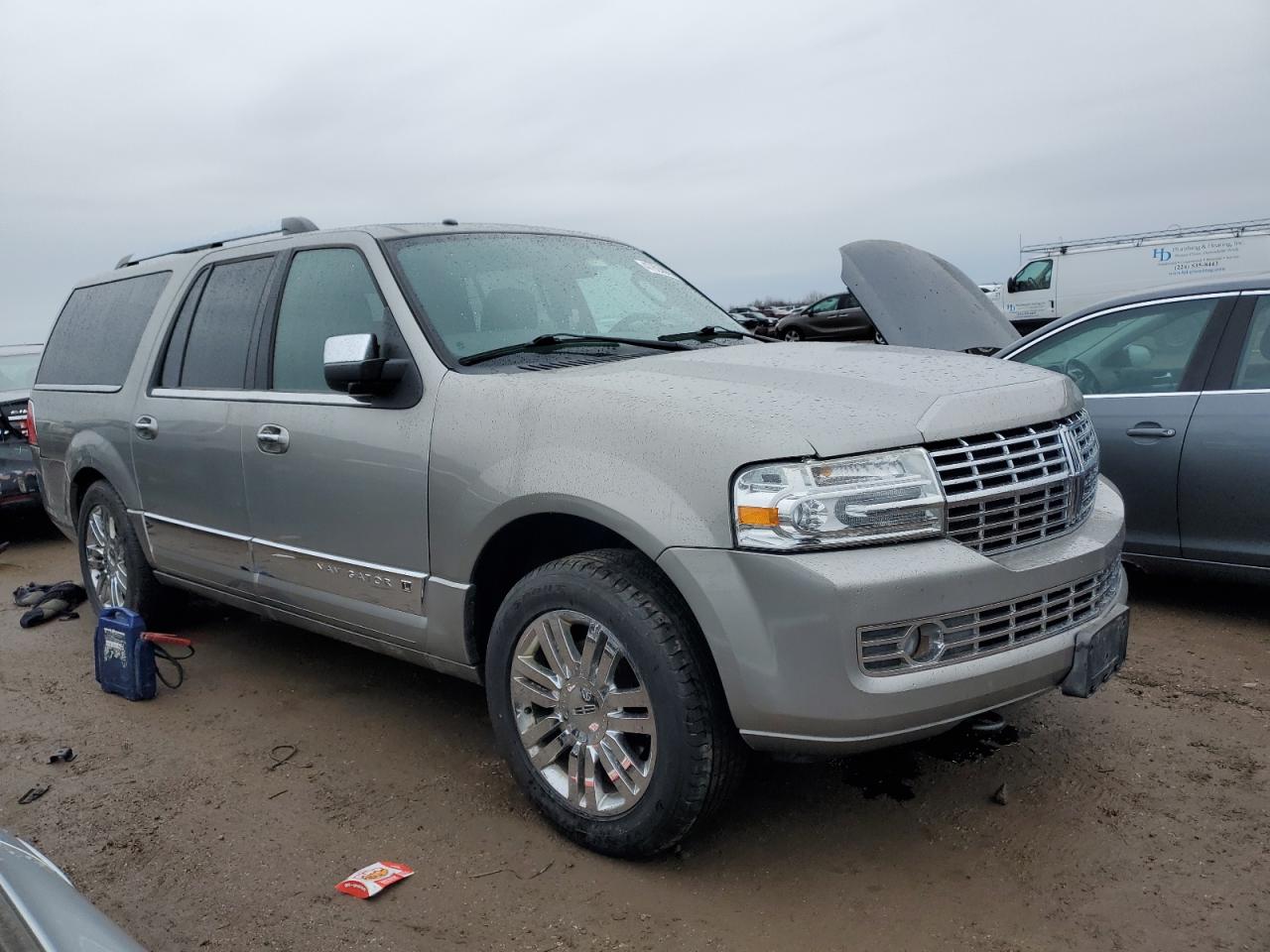 2008 Lincoln Navigator - Image 4