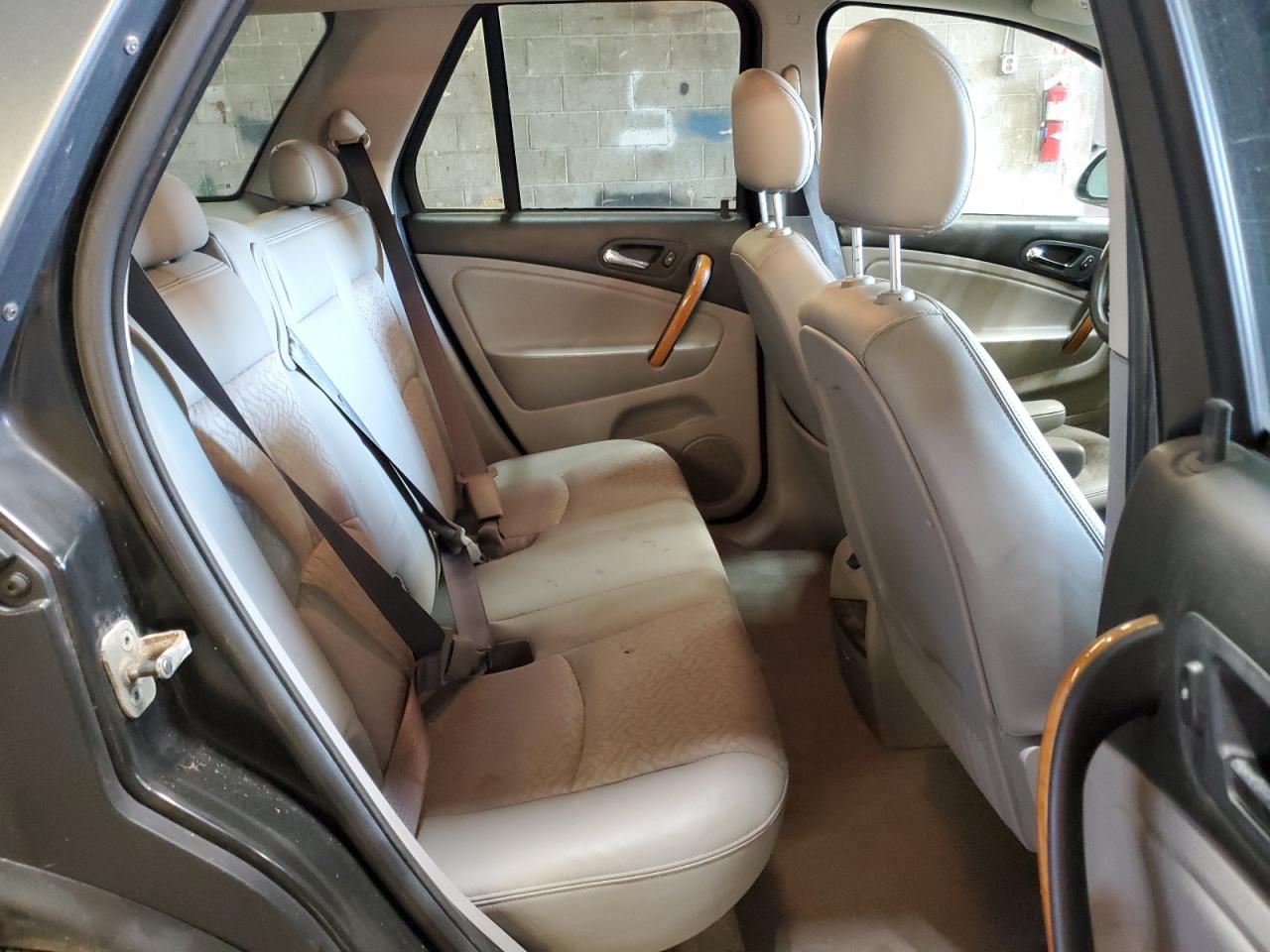 2007 Saturn VUE - Image 11
