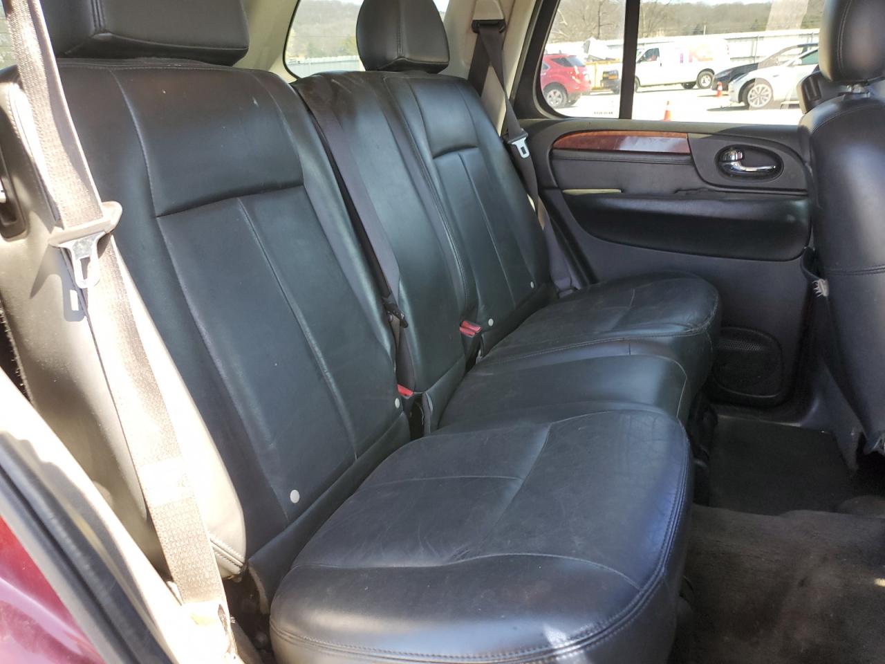 2006 GMC Envoy - Image 11