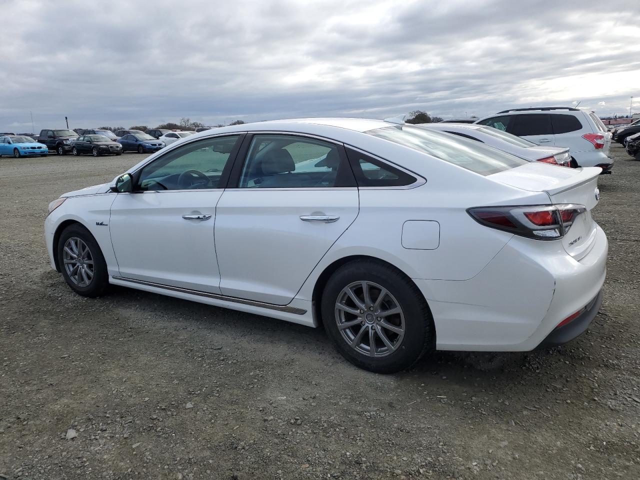 2017 Hyundai Sonata - Image 2