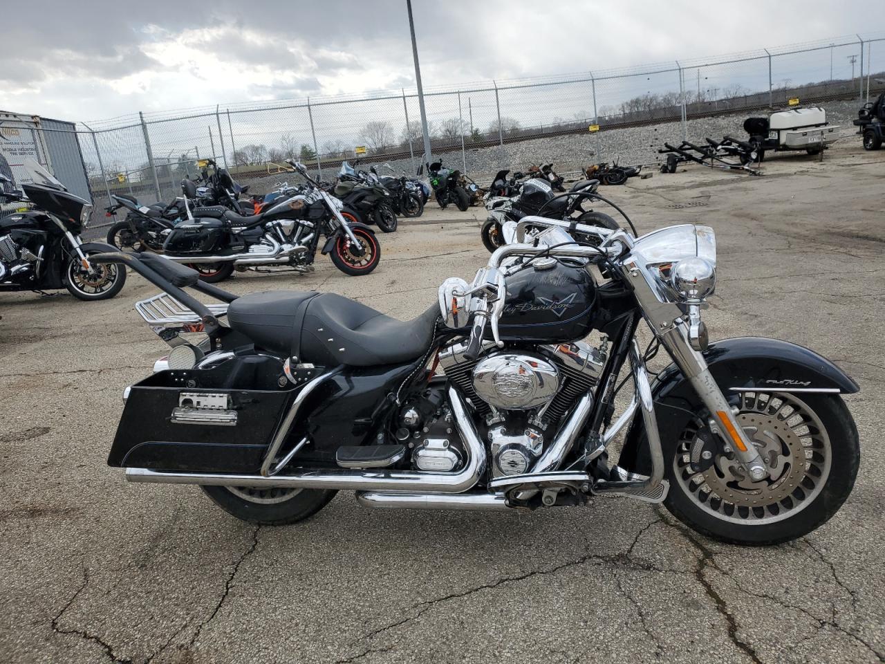 2012 Harley-Davidson Flhr Road King for Sale in Moraine, OH - All Over
