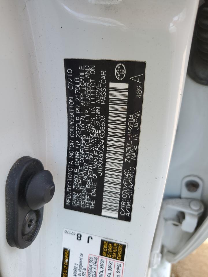 2010 Toyota Prius - Image 12