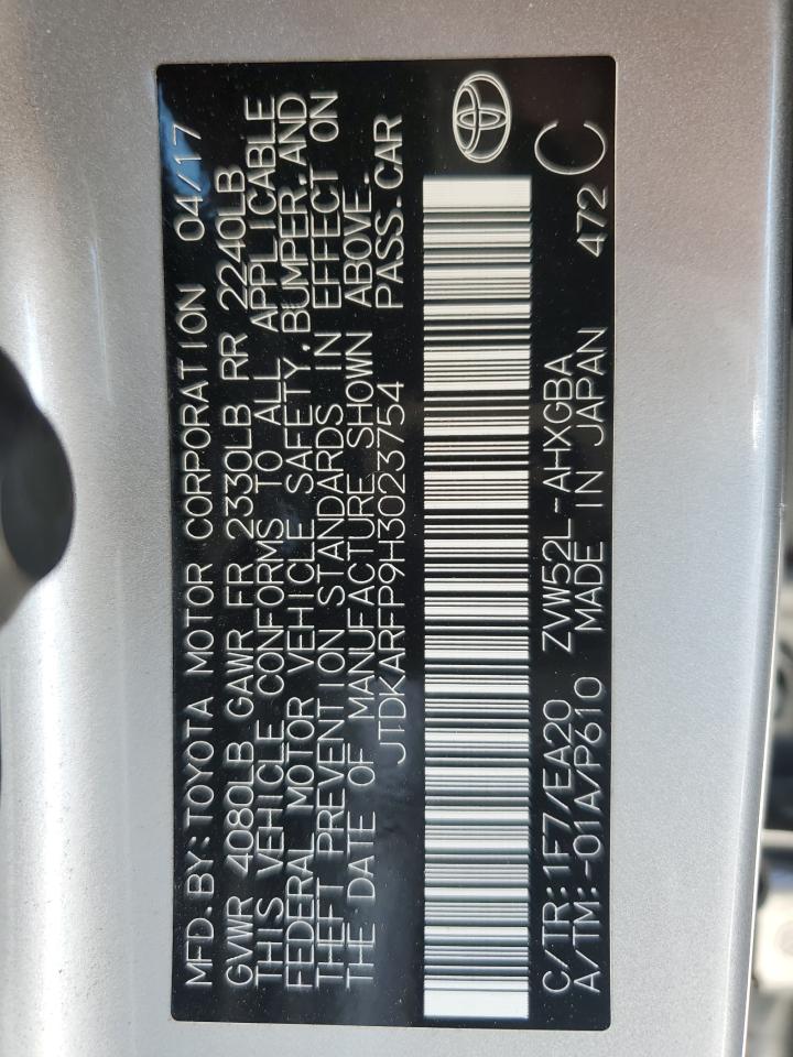 2017 Toyota Prius - Image 14