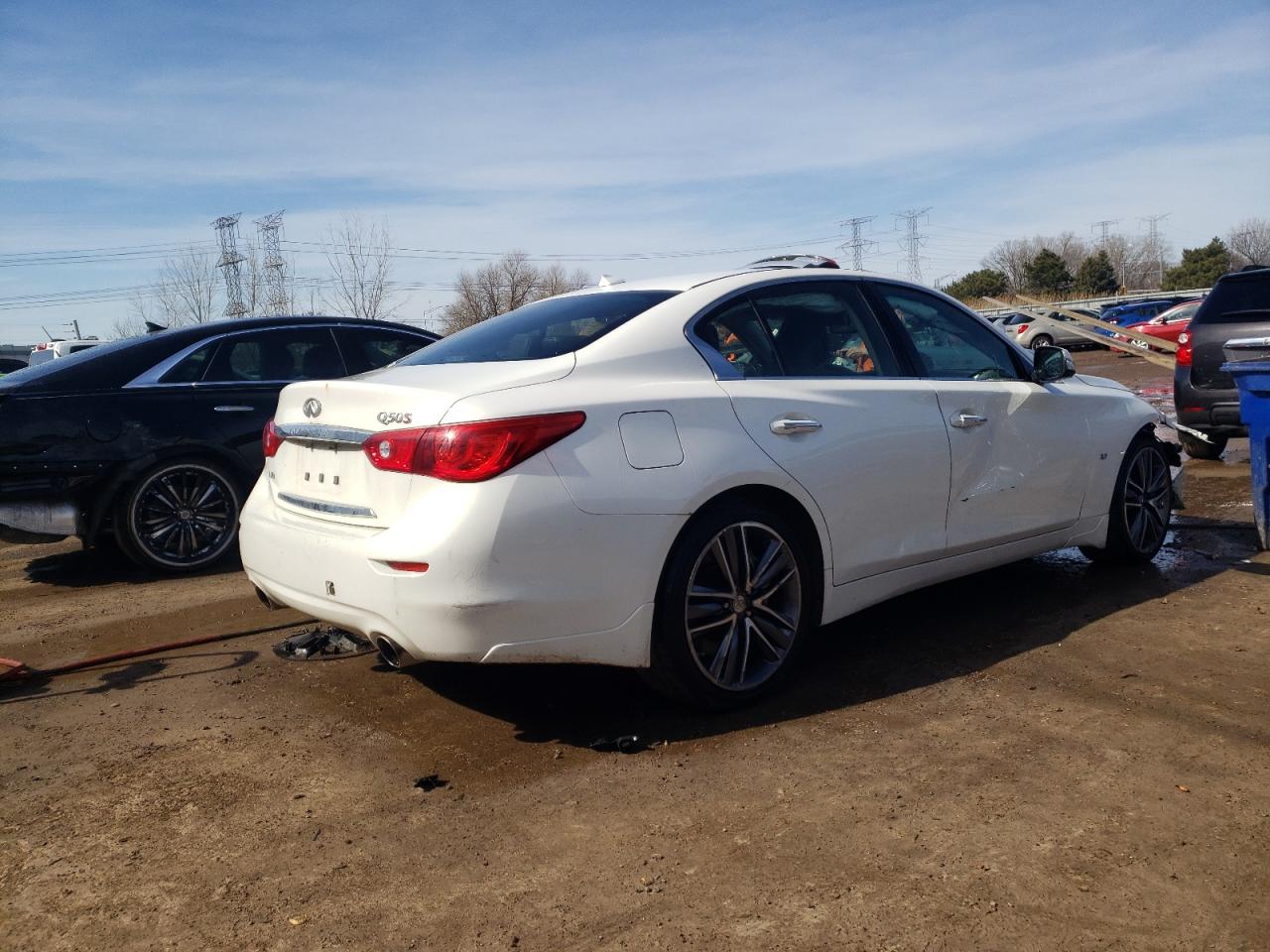 2015 Infiniti Q50 - Image 3