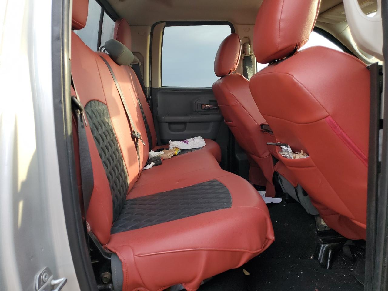 2016 RAM 1500 - Image 10