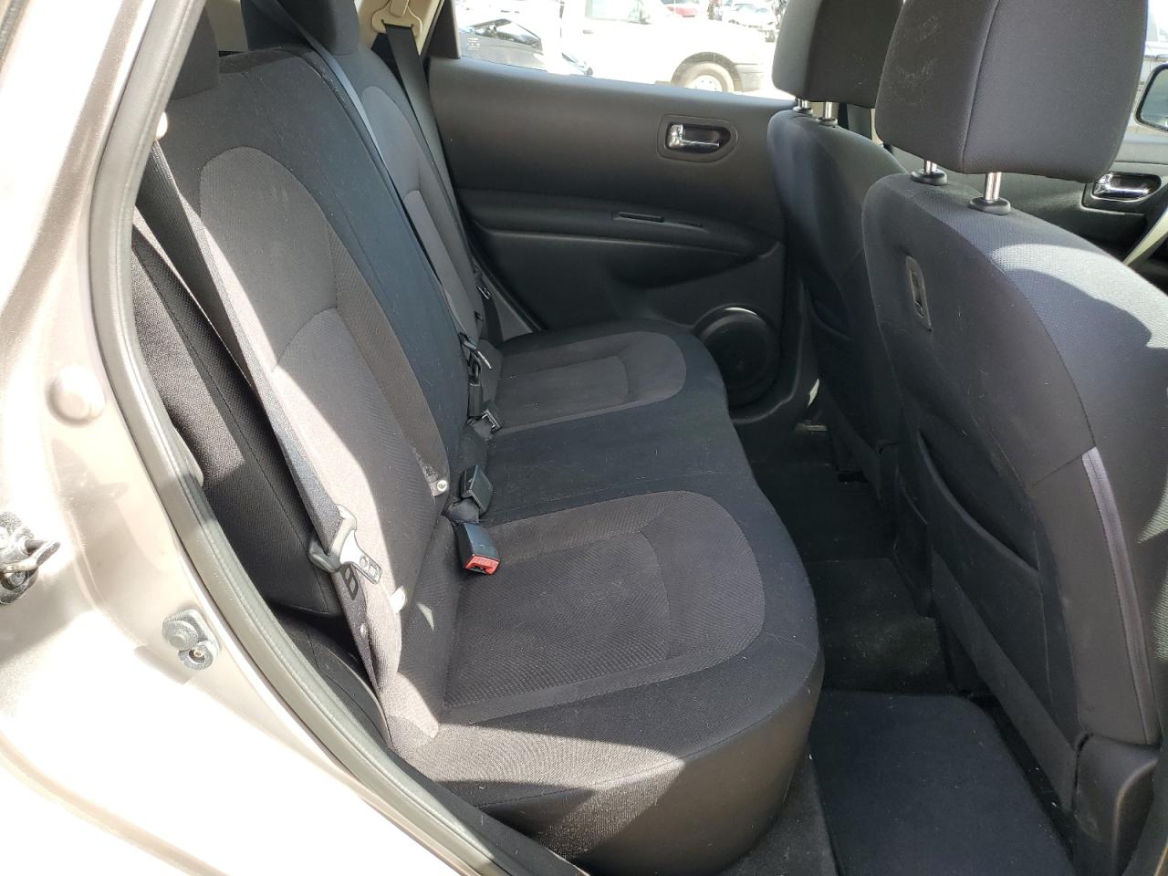 2011 Nissan Rogue - Image 10