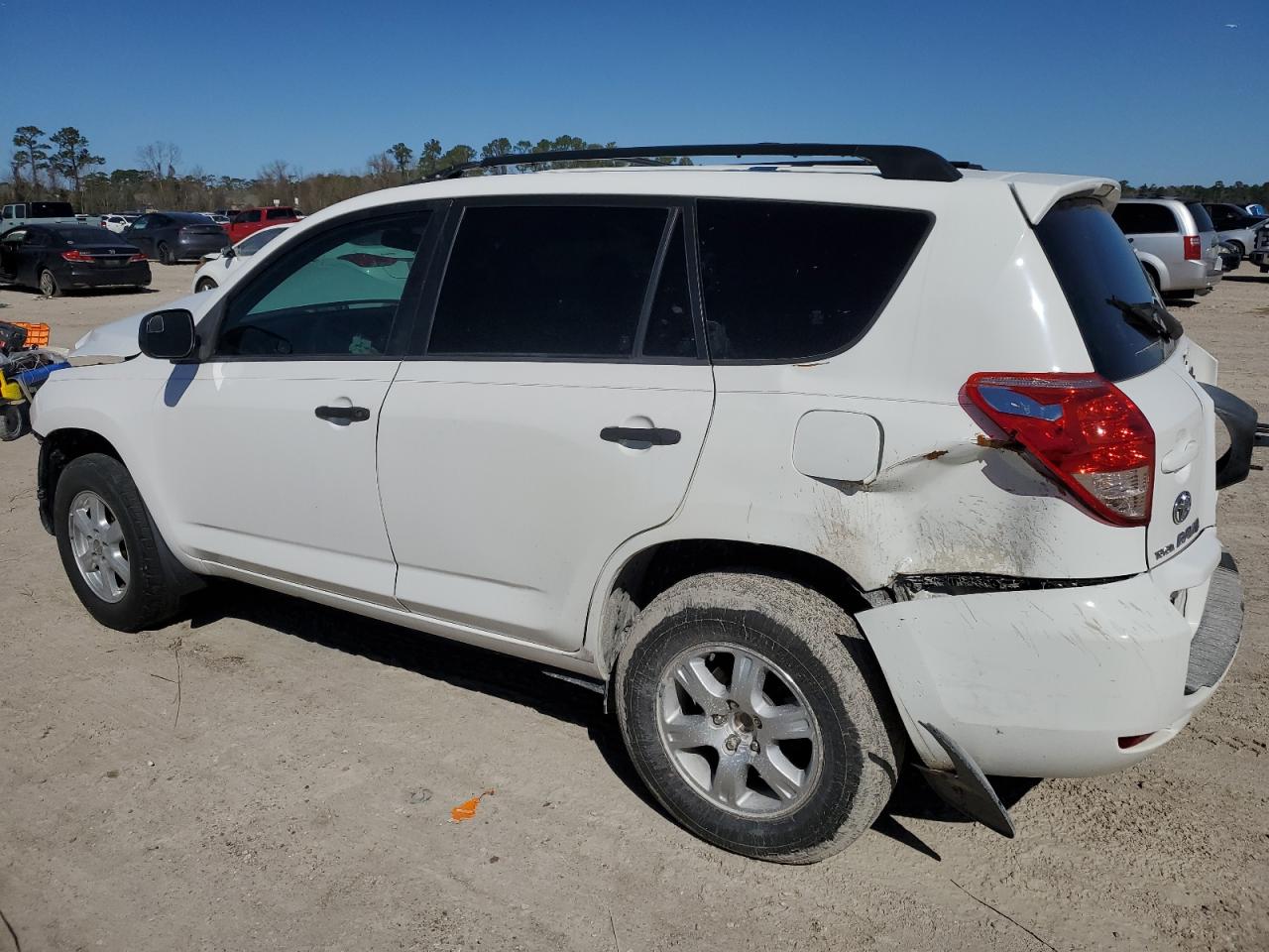 2006 Toyota RAV 4 - Image 2
