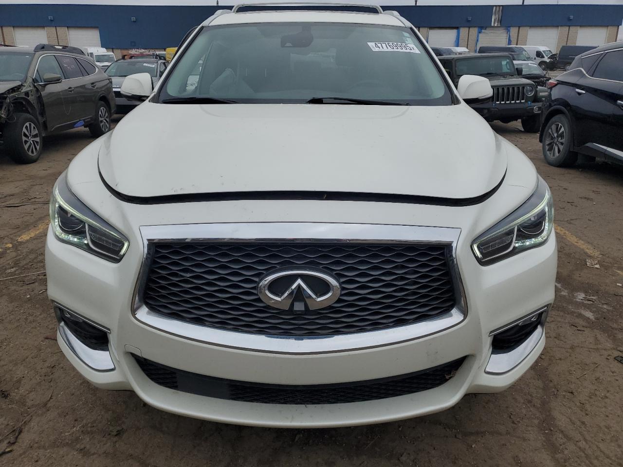 2020 Infiniti QX60 - Image 5