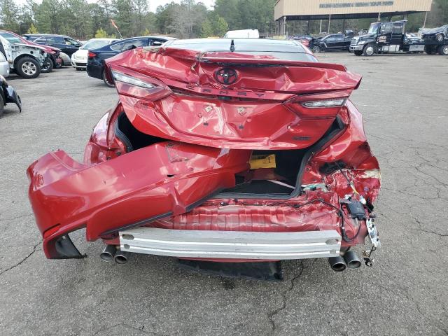  TOYOTA CAMRY 2021 Czerwony