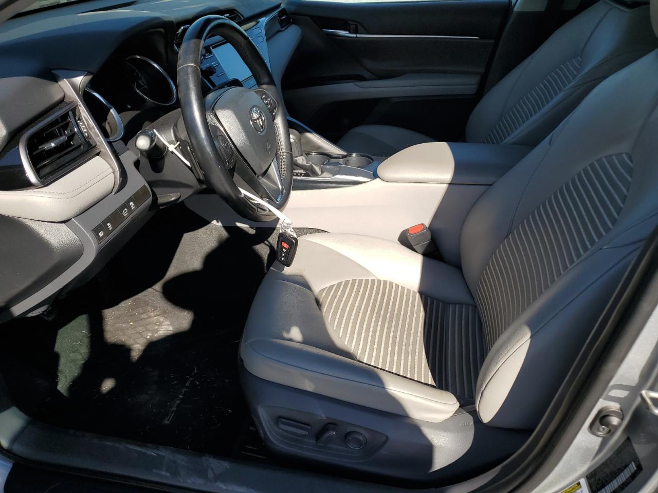 2020 Toyota Camry - Image 7