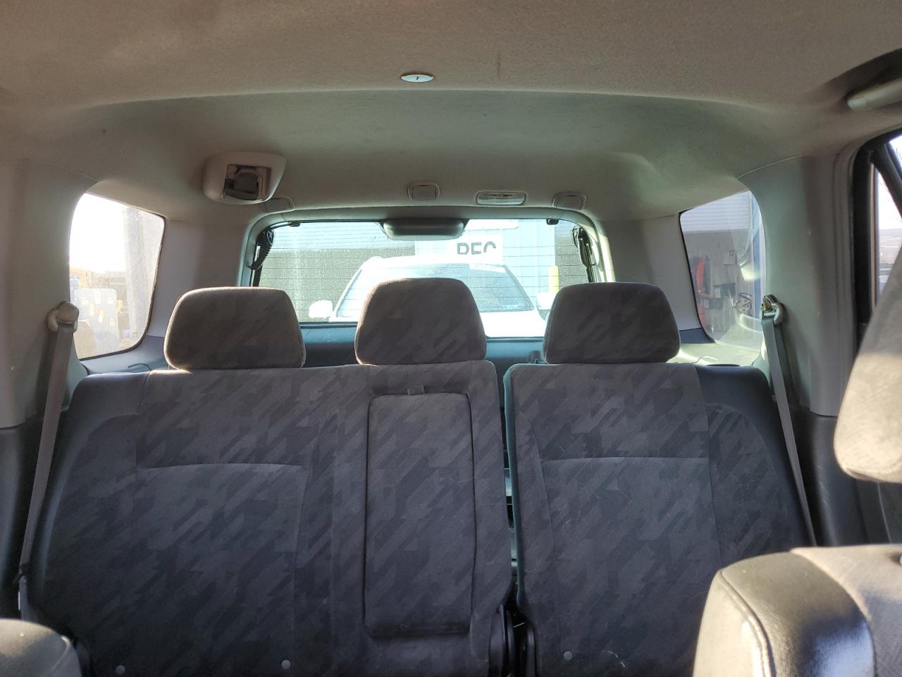 2003 Honda CR-V - Image 10