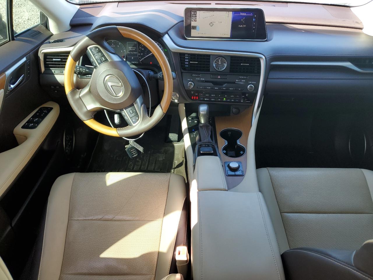 2017 Lexus RX - Image 8
