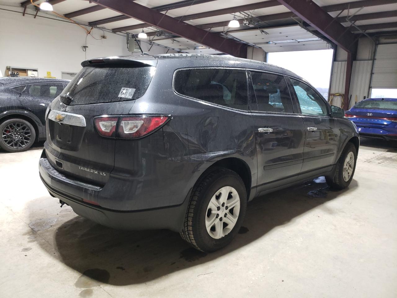 2013 Chevrolet Traverse - Image 3