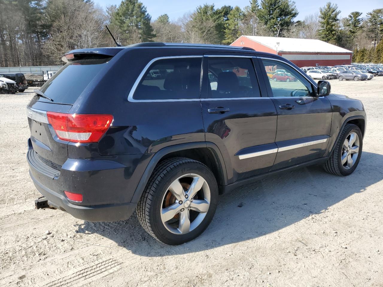 2011 Jeep Grand Cherokee - Image 3