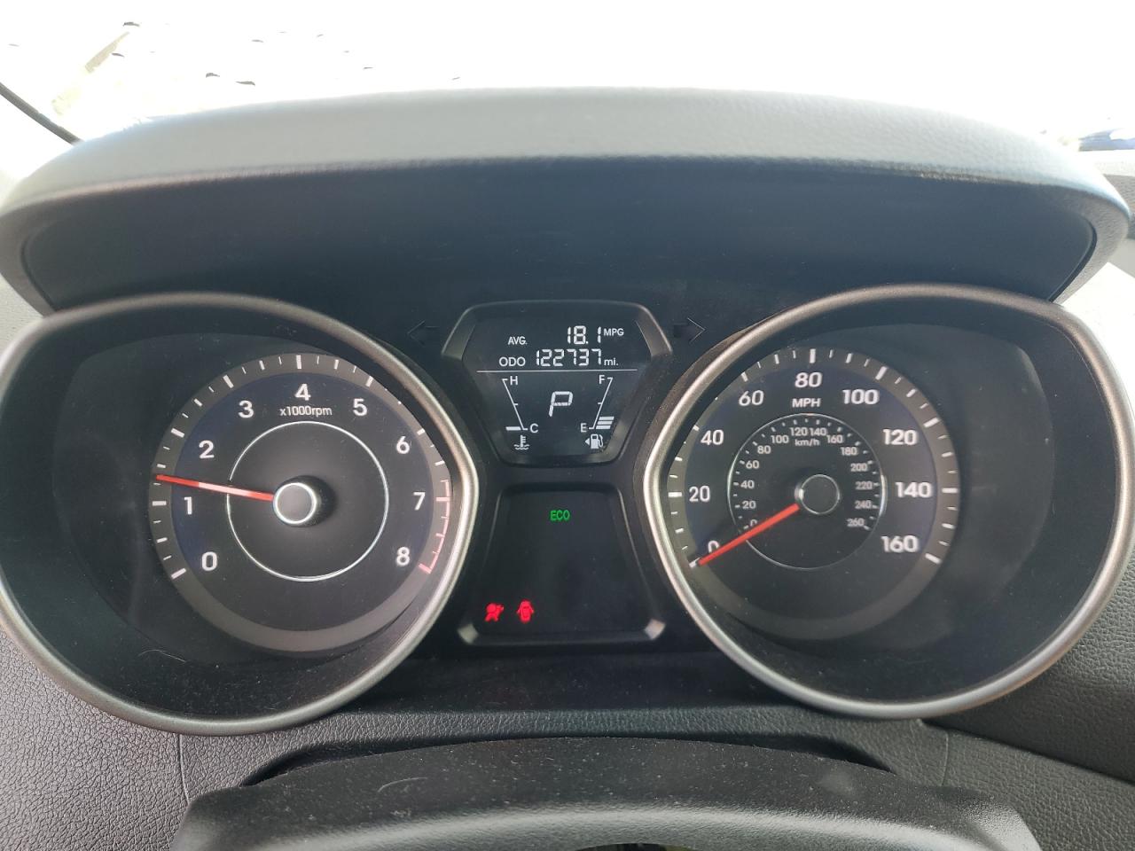 2013 Hyundai Elantra - Image 9