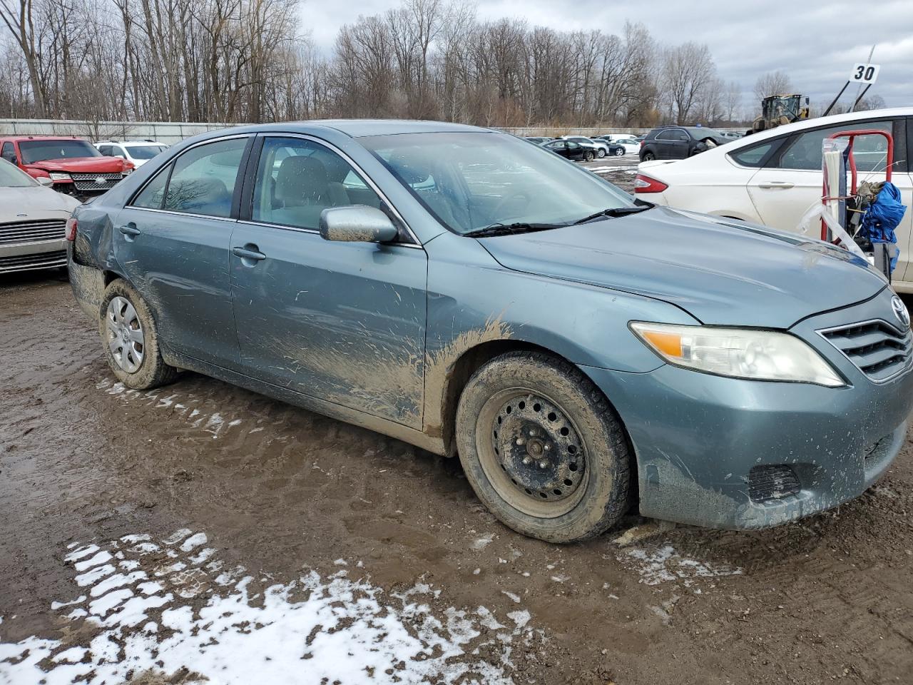 2010 Toyota Camry - Image 4