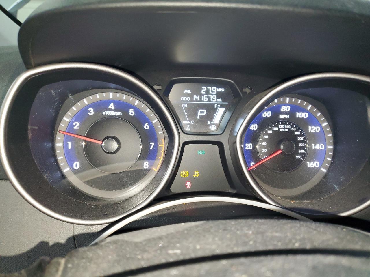 2013 Hyundai Elantra - Image 9