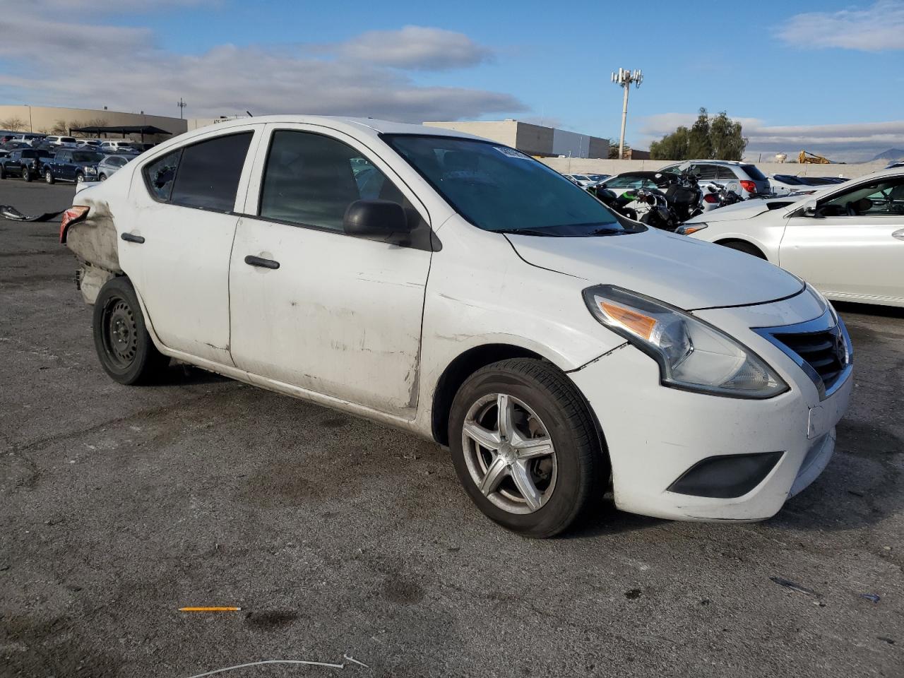 2015 Nissan Versa - Image 4